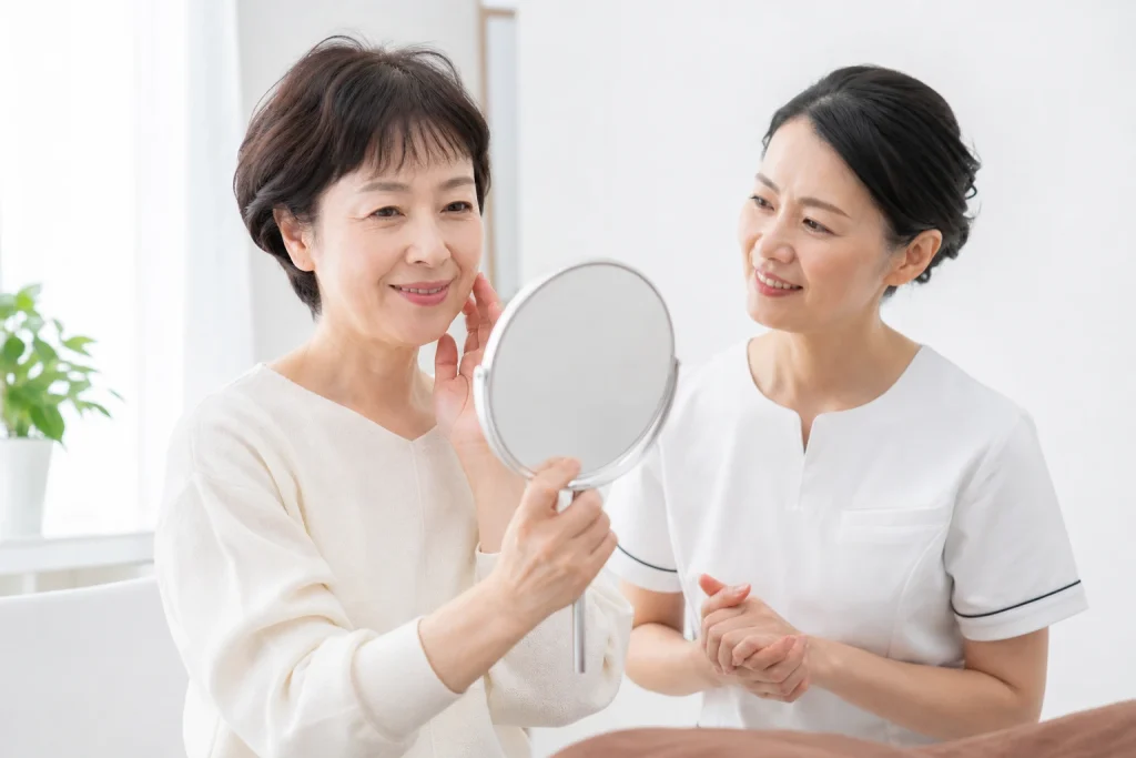 フェイシャルエステとホームケアの違いとは？50代からの肌に必要なケアを考える